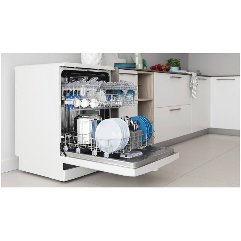 Freestanding Fullsize Dishwasher - Image 2