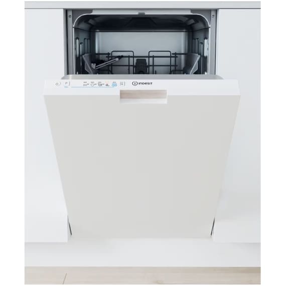 Indesit Integrated dishwasher: slim - IN2IE10CS80UK